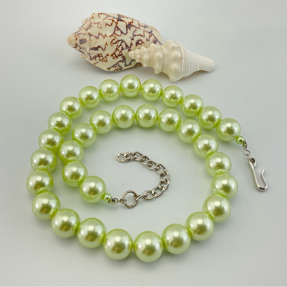 Lime Green Faux Pearl Necklace, 12mm Vintage Glass Pearls